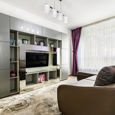 Luxury Apartment Avantgarden 3 Брашов Екстериор снимка