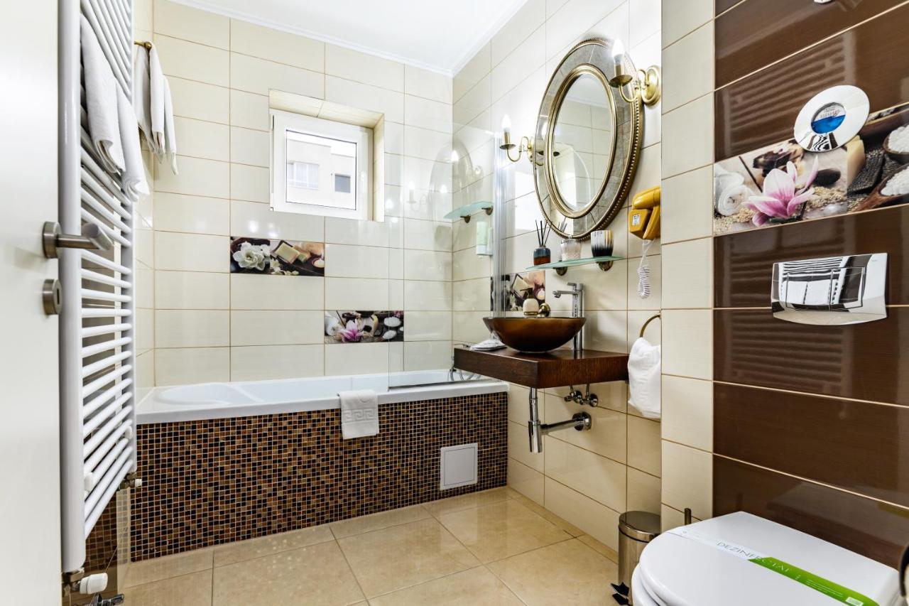 Luxury Apartment Avantgarden 3 Брашов Екстериор снимка